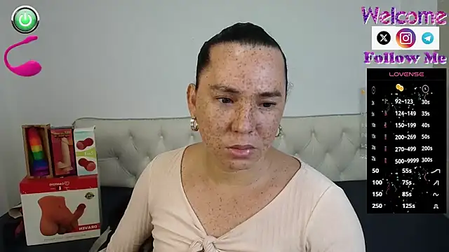 SofiaMadisson online show from February 2025 01:49:02 PM