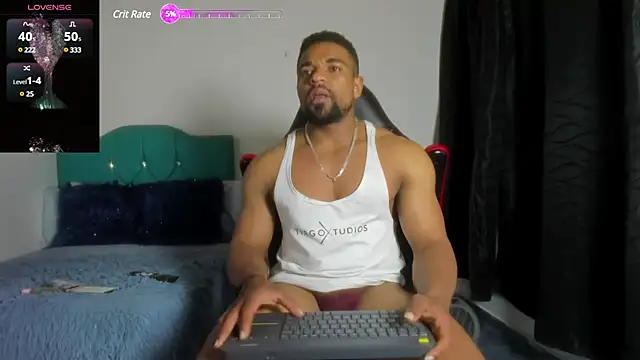 estebanlobo- online show from March 2025 07:38:02 PM