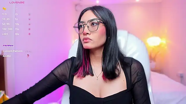 AzuraKindong online show from March 2026 07:19:02 PM