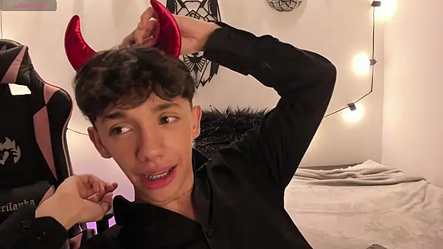 Tomy Rox online show from January 2025 11:58:02 PM