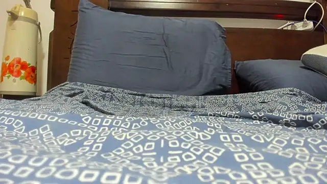 CTPuIITu3 online show from October 2025 06:31:02 PM