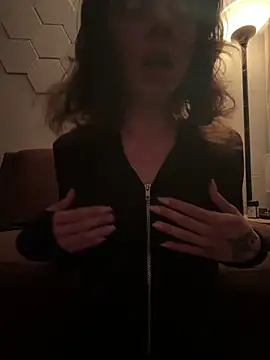 greedybratt online show from April 2026 04:46:01 AM