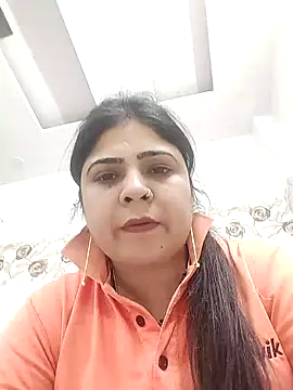 Snapshot of Husnpari20 chatting on February 2025 02:24:01 PM Husnpari20 online show from February 2025 02:24:01 PM
