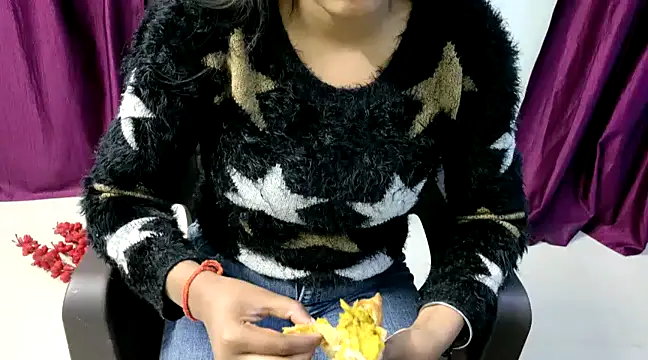 IAM 002 online show from December 2024 10:28:02 AM