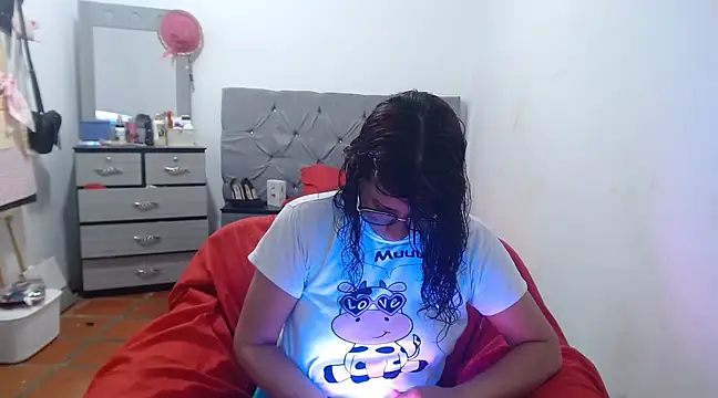 Ainhoa-hot online show from February 2025 03:15:02 PM