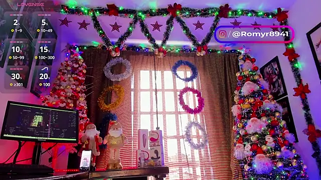 Snapshot of Romynahotx chatting on December 2024 07:54:02 PM Romynahotx online show from December 2024 07:54:02 PM