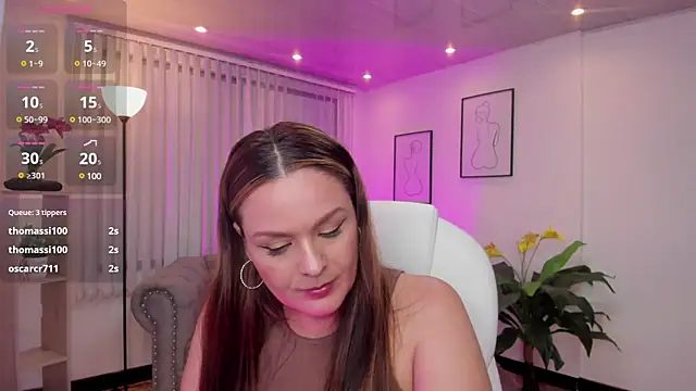 Aida adams online show from March 2025 02:12:02 AM