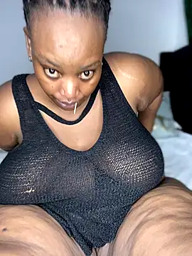 Snapshot of MsWhiteChocolatte chatting on November 2025 09:11:01 AM MsWhiteChocolatte online show from November 2025 09:11:01 AM