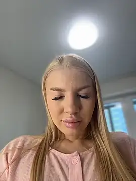 NewLale online show from December 2025 03:22:01 AM