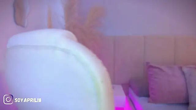 aprilebony  online show from April 2026 10:38:02 AM