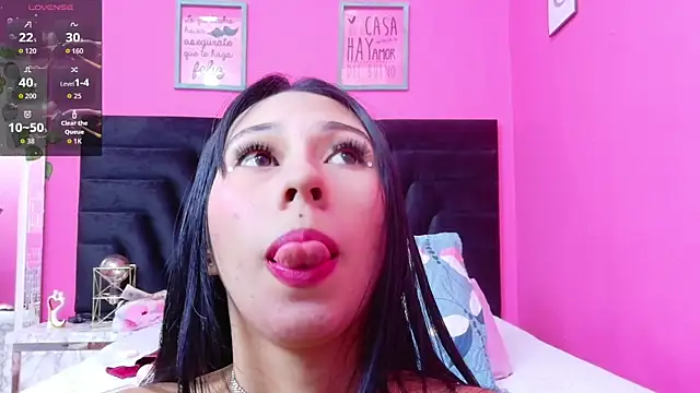 Snapshot of daddys_little_princesss chatting on April 2026 12:54:01 PM daddys little princesss online show from April 2026 12:54:01 PM