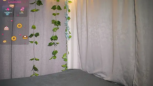 Snapshot of IsabellaFerreiraa chatting on December 2024 05:37:01 AM IsabellaFerreiraa online show from December 2024 05:37:01 AM