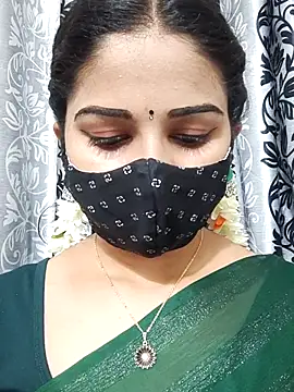 Snapshot of Angleannie chatting on September 2025 05:24:02 PM Angleannie online show from September 2025 05:24:02 PM