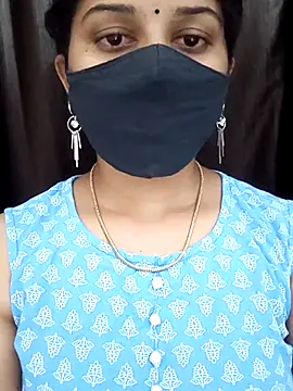 Snapshot of Angleannie chatting on November 2025 06:57:02 PM Angleannie online show from November 2025 06:57:02 PM