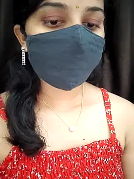 Snapshot of Angleannie chatting on December 2025 05:33:02 PM Angleannie online show from December 2025 05:33:02 PM