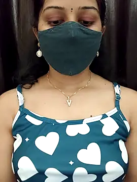 Angleannie online show from April 2026 04:41:02 PM