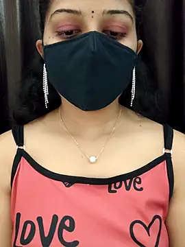 Angleannie online show from April 2026 08:22:01 PM