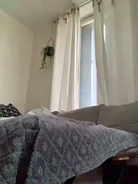 Snapshot of Yoyo6923 chatting on November 2025 12:07:01 PM Yoyo6923 online show from November 2025 12:07:01 PM