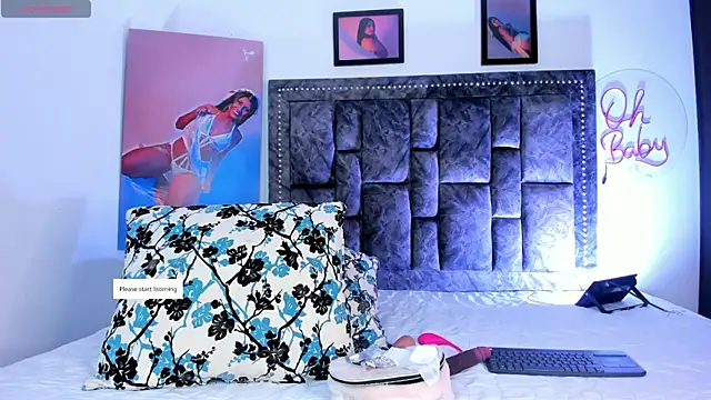 CandyRoxx1  online show from November 2025 05:35:01 PM