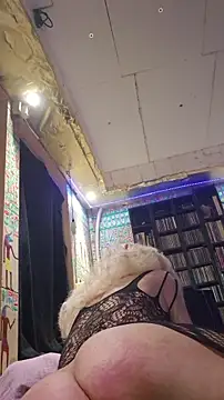 Toptransluder online show from December 2025 04:00:02 AM