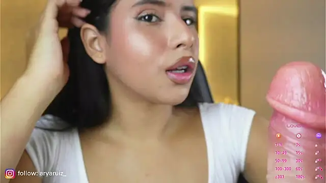 arya ruizz online show from November 2025 02:17:01 PM