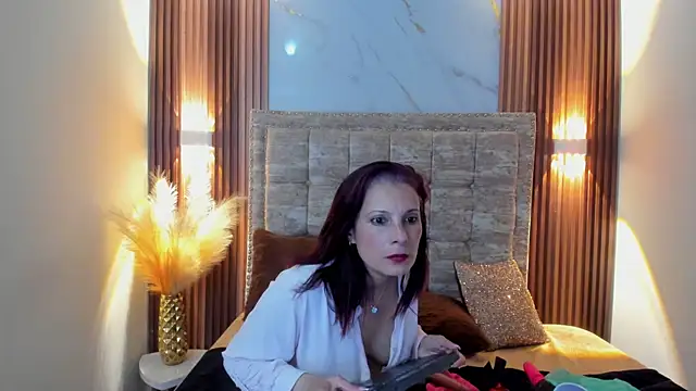 ada mclaine online show from February 2025 07:14:02 PM