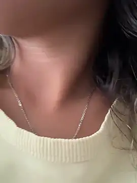 Snapshot of Mila_Morgan chatting on January 2025 08:36:02 PM Mila Morgan online show from January 2025 08:36:02 PM