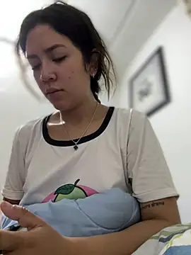 Snapshot of Mila_Morgan chatting on March 2025 02:04:02 PM Mila Morgan online show from March 2025 02:04:02 PM