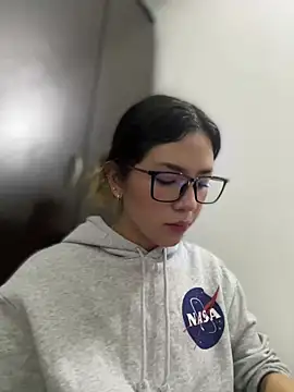 Snapshot of Mila_Morgan chatting on March 2025 12:37:02 AM Mila Morgan online show from March 2025 12:37:02 AM