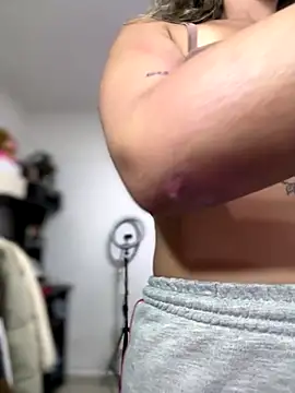 Snapshot of Mila_Morgan chatting on September 2025 07:24:02 PM Mila Morgan online show from September 2025 07:24:02 PM