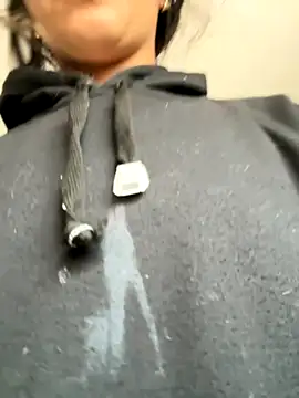 Snapshot of Mila_Morgan chatting on November 2025 05:46:01 PM Mila Morgan online show from November 2025 05:46:01 PM