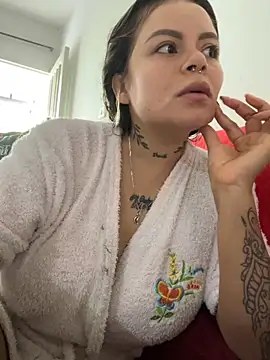 ivanna rivera online show from October 2025 03:21:01 PM