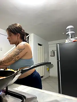 ivanna rivera online show from October 2025 11:35:02 PM