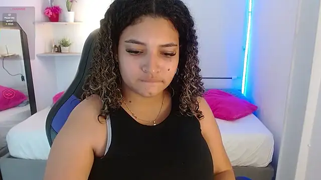 Julia Boobs online show from October 2025 12:28:02 PM