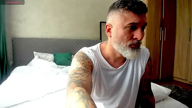 Snapshot of BlowMyXXL chatting on March 2025 11:16:01 AM BlowMyXXL online show from March 2025 11:16:01 AM