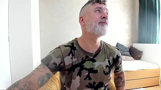 Snapshot of BlowMyXXL chatting on September 2025 08:36:02 AM BlowMyXXL online show from September 2025 08:36:02 AM