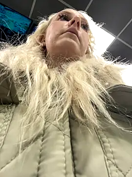 MerlinDave online show from October 2025 01:18:01 AM