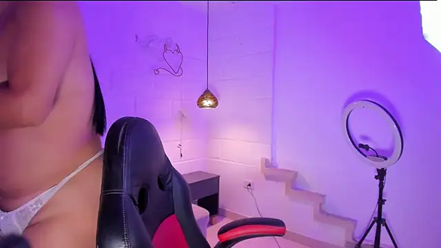 sarajhonson dl online show from February 2026 04:58:02 PM