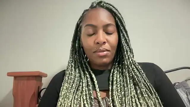 marisilva br online show from October 2025 05:35:01 PM