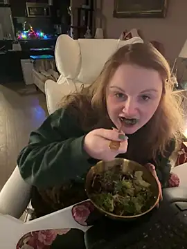 GingerSnap33 online show from December 2024 03:09:02 AM