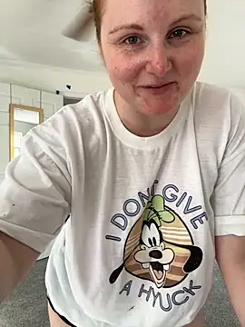 GingerSnap33 online show from September 2025 07:08:01 PM