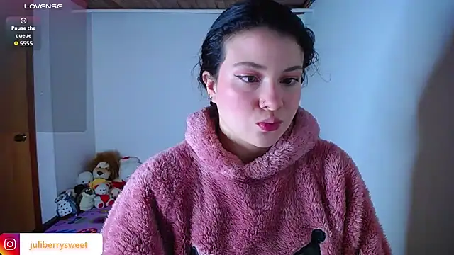 Snapshot of juli05star20 chatting on October 2025 03:06:01 AM juli05star20 online show from October 2025 03:06:01 AM