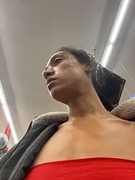 Snapshot of starrynikki chatting on November 2025 06:03:01 AM starrynikki online show from November 2025 06:03:01 AM