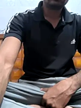 toxicboy121212 online show from February 2026 04:28:02 PM