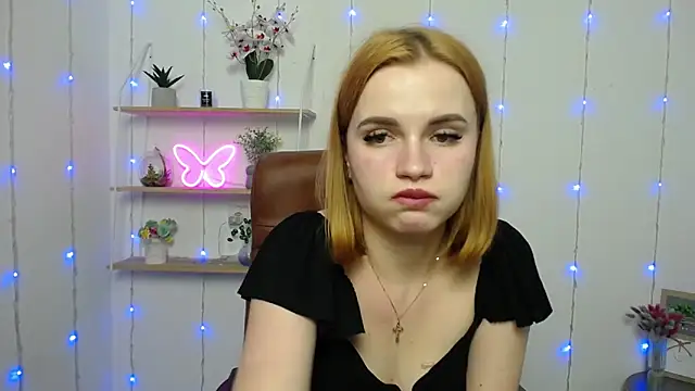 Snapshot of MargaritaKiss chatting on January 2025 02:39:01 AM MargaritaKiss online show from January 2025 02:39:01 AM