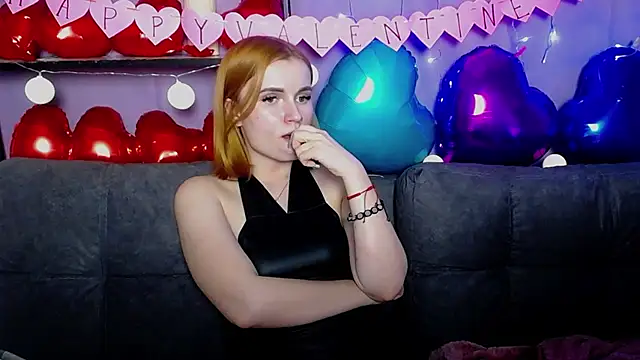 Snapshot of MargaritaKiss chatting on February 2025 05:18:01 AM MargaritaKiss online show from February 2025 05:18:01 AM