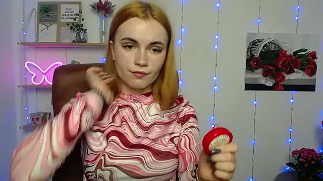 Snapshot of MargaritaKiss chatting on March 2025 07:59:02 PM MargaritaKiss online show from March 2025 07:59:02 PM