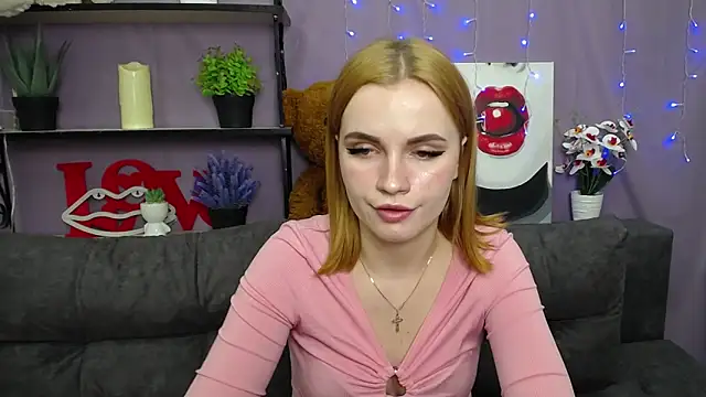 Snapshot of MargaritaKiss chatting on March 2025 07:35:01 PM MargaritaKiss online show from March 2025 07:35:01 PM