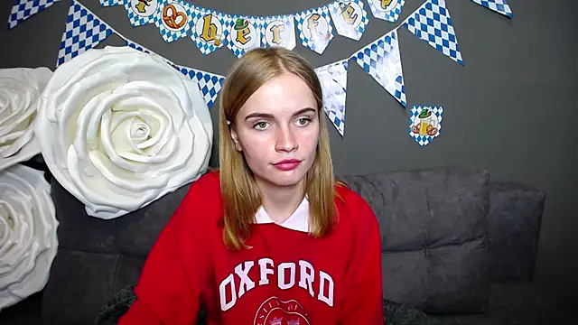 Snapshot of MargaritaKiss chatting on October 2025 07:01:01 PM MargaritaKiss online show from October 2025 07:01:01 PM
