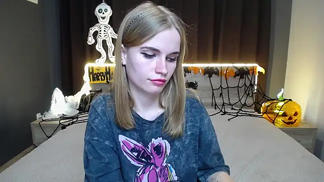 Snapshot of MargaritaKiss chatting on October 2025 07:15:01 PM MargaritaKiss online show from October 2025 07:15:01 PM
